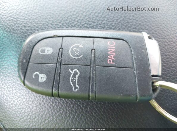 2C3CCAAG6JH191222 2018 CHRYSLER 300 Gray Vista del salpicadero