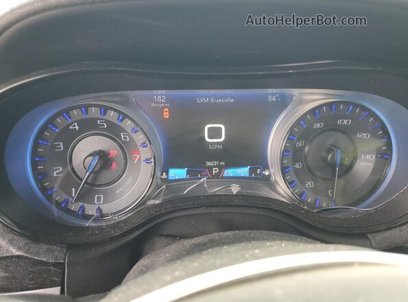 2C3CCABG7JH244752 2018 CHRYSLER 300 Charcoal Instrument cluster view