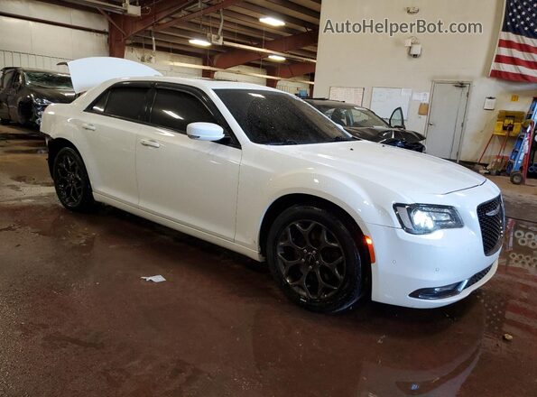 2C3CCAGG3JH160629 2018 CHRYSLER 300 White Передня права чверть