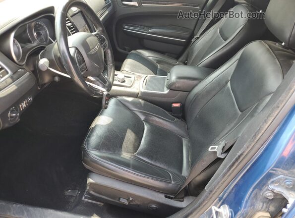 2C3CCARG9MH614013 2021 CHRYSLER 300 Синий Вид салона спереди