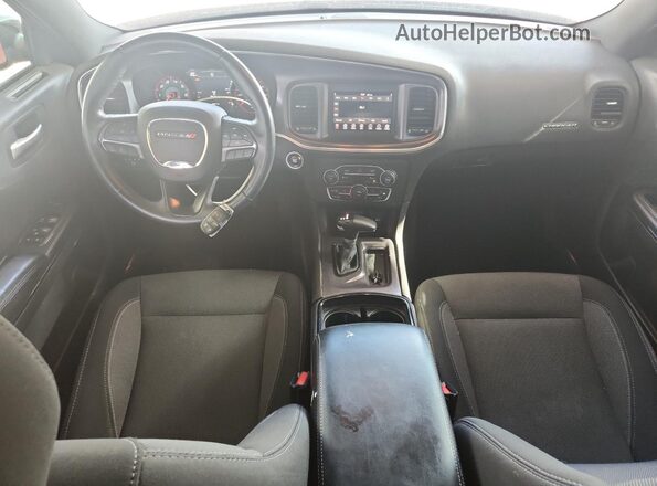 2C3CDXBG1JH196312 2018 DODGE CHARGER Red Առջևի վահանակի տեսք
