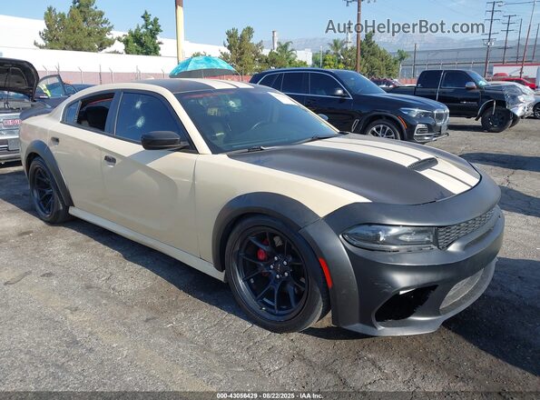 2C3CDXGJ8JH312528 2018 DODGE CHARGER Beige Передня права чверть