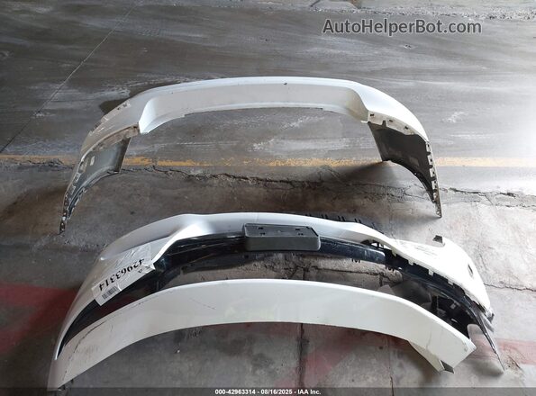 2C3CDXHG3JH174271 2018 DODGE CHARGER White 