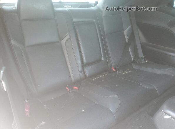 2C3CDZAG0JH259123 2018 DODGE CHALLENGER White Vista de los asientos traseros