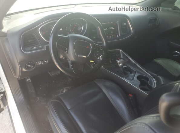 2C3CDZAG0JH259123 2018 DODGE CHALLENGER White Vista del salpicadero