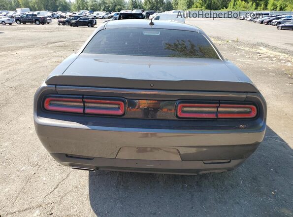 2C3CDZAG4JH199749 2018 DODGE CHALLENGER Gray Widok z tyłu