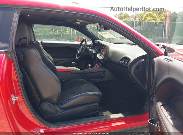 2C3CDZBT0JH146560 2018 DODGE CHALLENGER Red Vista interior delantera