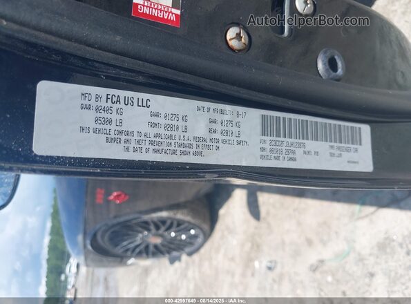2C3CDZFJ3JH123976 2018 DODGE CHALLENGER Black Widok komory silnika