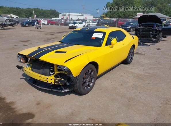 2C3CDZGG2JH289019 2018 DODGE CHALLENGER Yellow Przód lewy