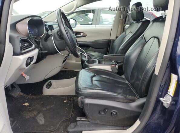 2C4RC1BG3JR234798 2018 CHRYSLER PACIFICA Blue Սալոնի դիմացի տեսք