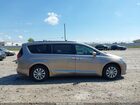 2018 Chrysler Pacifica Touring L Brown vin: 2C4RC1BG3JR237166