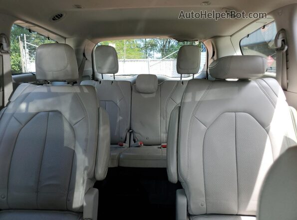 2C4RC1BG5MR552622 2021 CHRYSLER PACIFICA Black Rear seats view
