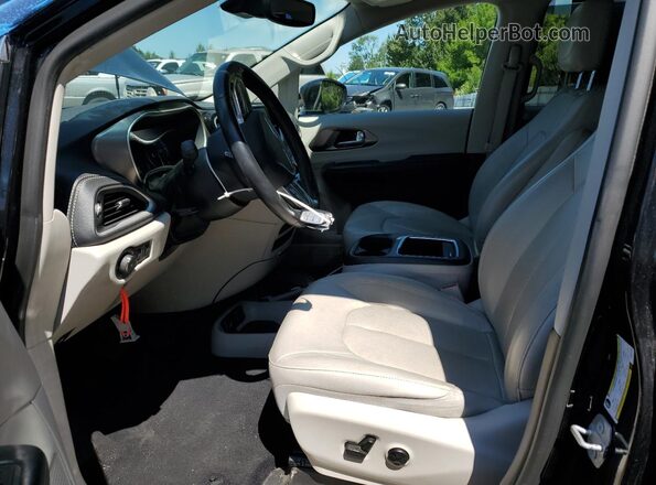 2C4RC1BG5MR552622 2021 CHRYSLER PACIFICA Black Front interior view