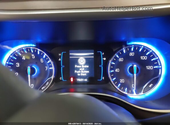 2C4RC1CG2JR274207 2018 CHRYSLER PACIFICA Purple Vista de los asientos traseros