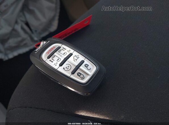 2C4RC1CG6RR176664 2024 CHRYSLER VOYAGER White Widok deski rozdzielczej