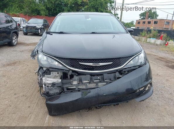 2C4RC1CG7MR519717 2021 CHRYSLER VOYAGER Black Դիմացի տեսք
