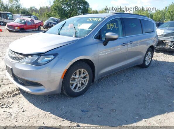 2C4RC1DG0MR533974 2021 CHRYSLER VOYAGER Gray Przód lewy