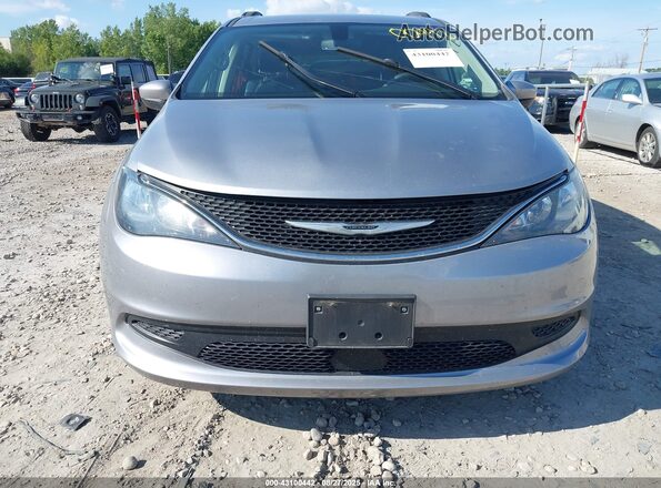2C4RC1DG0MR533974 2021 CHRYSLER VOYAGER Gray Widok wnętrza z tyłu
