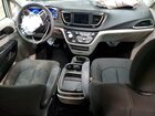 2018 Chrysler Pacifica Touring Plus White vin: 2C4RC1FG2JR128563