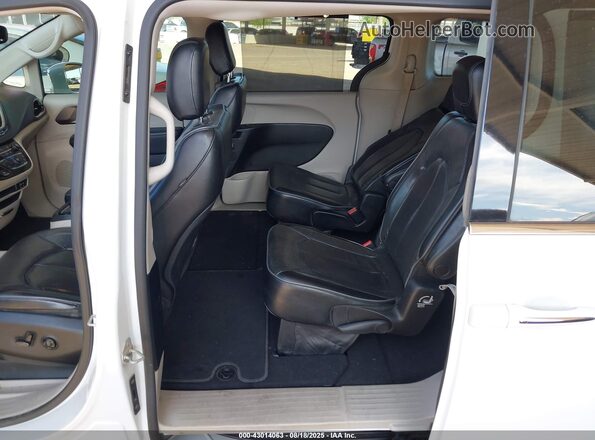2C4RC1GG0JR185438 2018 CHRYSLER PACIFICA White 