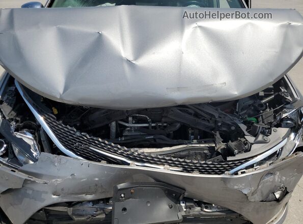 2C4RC1GG3JR251948 2018 CHRYSLER PACIFICA Серебряный Вид задней части салона