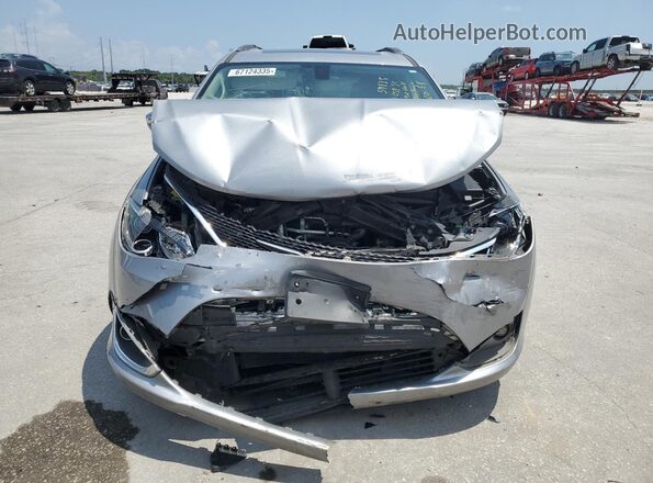 2C4RC1GG3JR251948 2018 CHRYSLER PACIFICA Серебряный Вид спереди