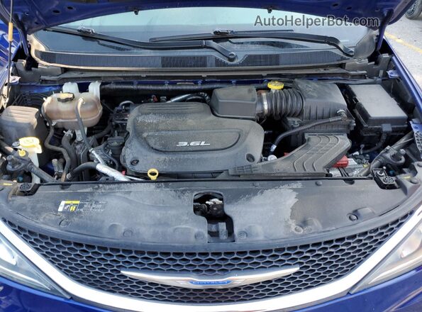 2C4RC1GGXJR228375 2018 CHRYSLER PACIFICA Blue Շարժիչի բաժամունքի տեսք