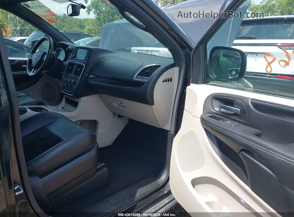 2C4RDGCG4JR242035 2018 DODGE GRAND CARAVAN Черный Вид салона спереди