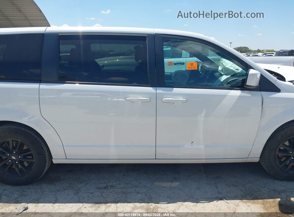 2C4RDGEG0LR178737 2020 DODGE GRAND CARAVAN Белый Вид задней части салона