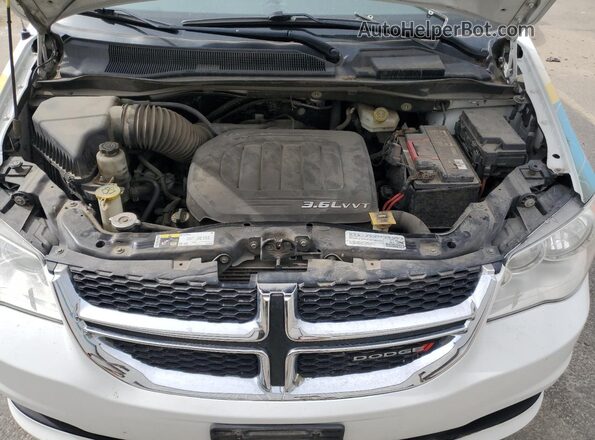 2C7WDGCG3JR332170 2018 DODGE GRAND White Widok komory silnika