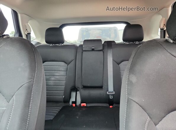 2FMPK3G97JBC45985 2018 FORD EDGE Silver Հետևի նստատեղերի տեսք