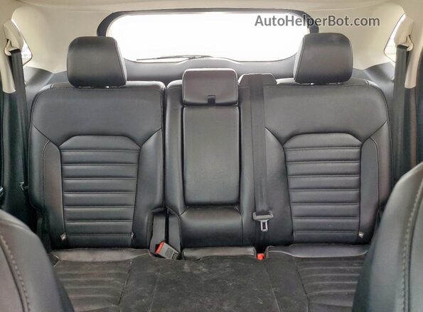 2FMPK3J96JBB59401 2018 FORD EDGE Silver Вид задніх сидінь