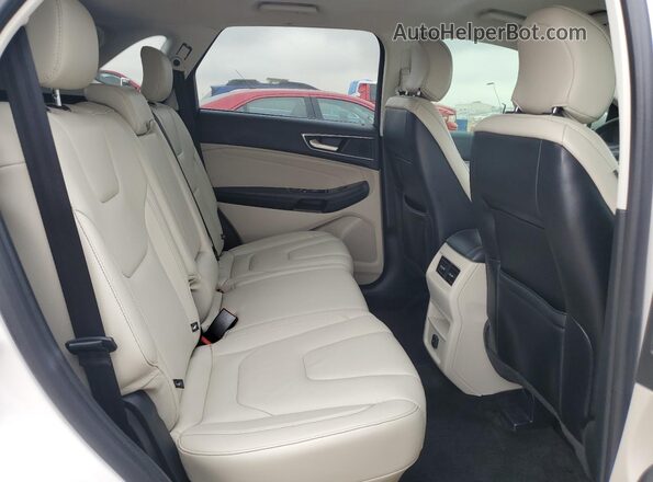 2FMPK3K82JBC28588 2018 FORD EDGE White Սալոնի հետևի տեսք