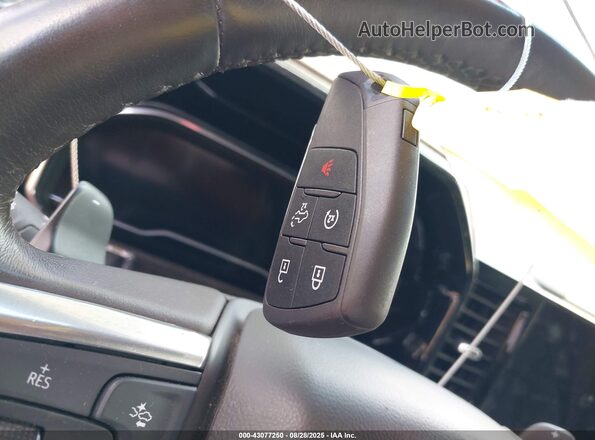2GCUDGED9P1146096 2023 CHEVROLET SILVERADO Серый Вид панели приборов