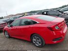 2018 Honda Civic Lx Red vin: 2HGFC2F58JH517593