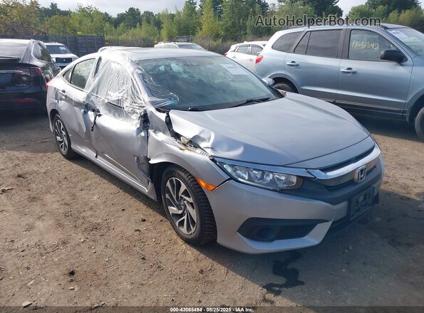2HGFC2F86JH527467 2018 HONDA CIVIC Silver Вид задньої частини салону