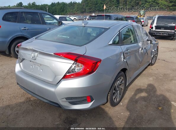 2HGFC2F86JH527467 2018 HONDA CIVIC Silver Задня права чверть