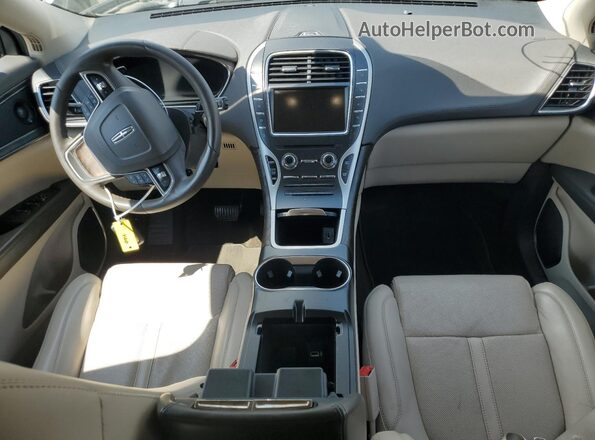 2LMPJ8KP2LBL30987 2020 LINCOLN NAUTILUS Silver Առջևի վահանակի տեսք