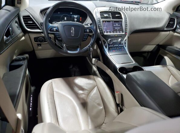 2LMPJ8L94KBL42783 2019 LINCOLN NAUTILUS Beige Vista del salpicadero
