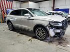 2019 Lincoln Nautilus Reserve Beige vin: 2LMPJ8L94KBL42783