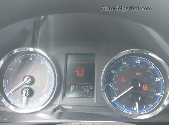 2T1BURHE0JC010603 2018 TOYOTA LL Белый Вид задних сидений