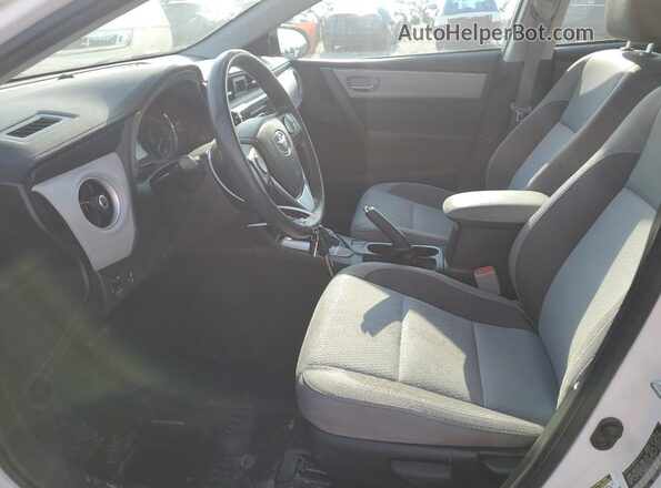 2T1BURHE6JC097844 2018 TOYOTA LL Белый Вид салона спереди