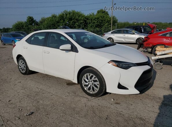2T1BURHE6JC097844 2018 TOYOTA LL Белый Передняя правая четверть