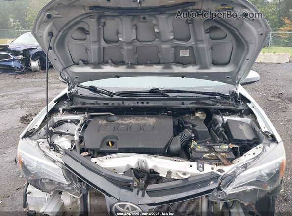 2T1BURHE8JC004399 2018 TOYOTA LL Серебряный Вид сзади
