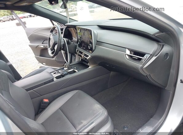 2T2BAMCA8RC073522 2024 LEXUS RX 350 Silver Widok wnętrza z przodu
