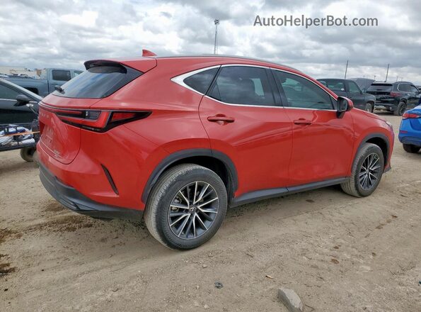 2T2GGCEZ8NC015986 2022 LEXUS NX Red Rear right