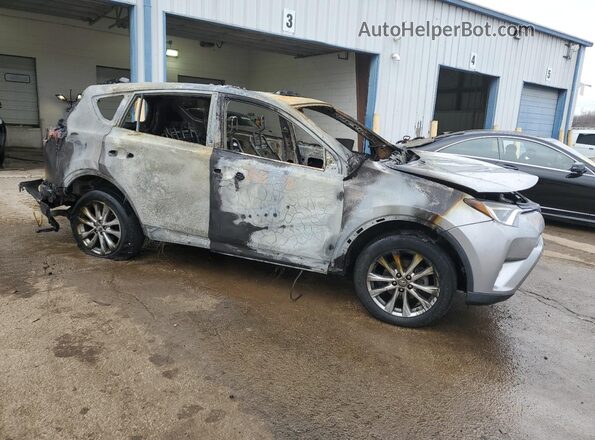 2T3DFREV6JW752355 2018 TOYOTA LIMITED Серебряный Передняя правая четверть