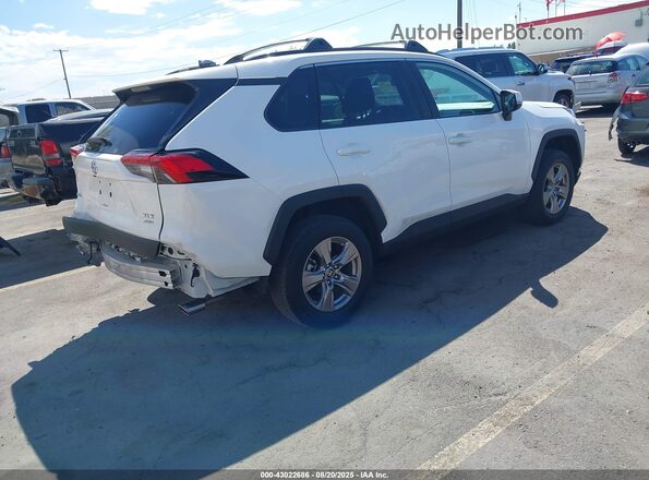 2T3P1RFV6PC348086 2023 TOYOTA LE Белый Задняя правая четверть