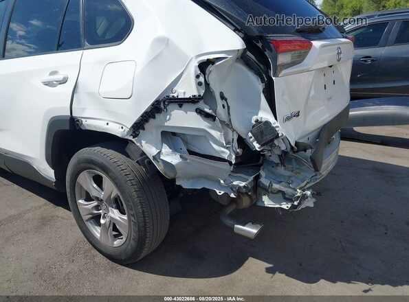 2T3P1RFV6PC348086 2023 TOYOTA LE Белый Вид спереди