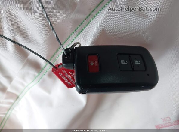 2T3RFREV1JW706180 2018 TOYOTA LE Blue Widok deski rozdzielczej